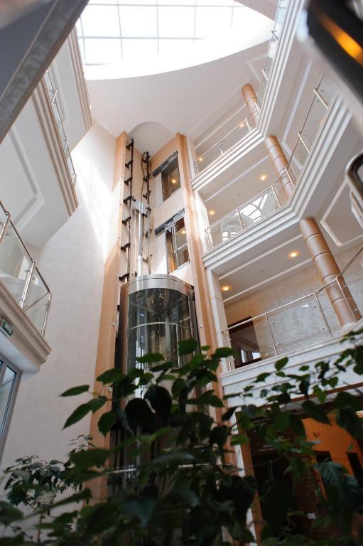 كوست Karpaty Hotel المظهر الخارجي الصورة