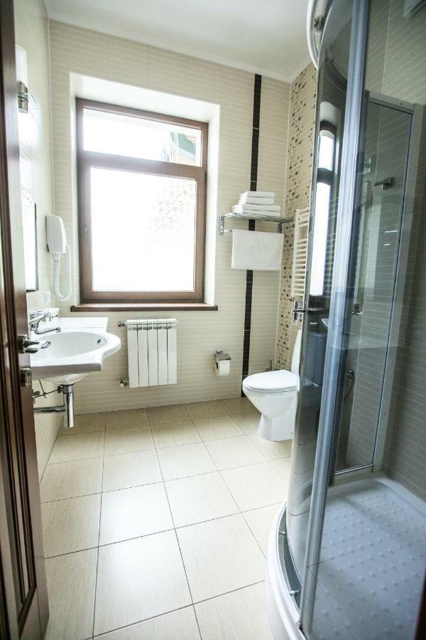 كوست Karpaty Hotel المظهر الخارجي الصورة