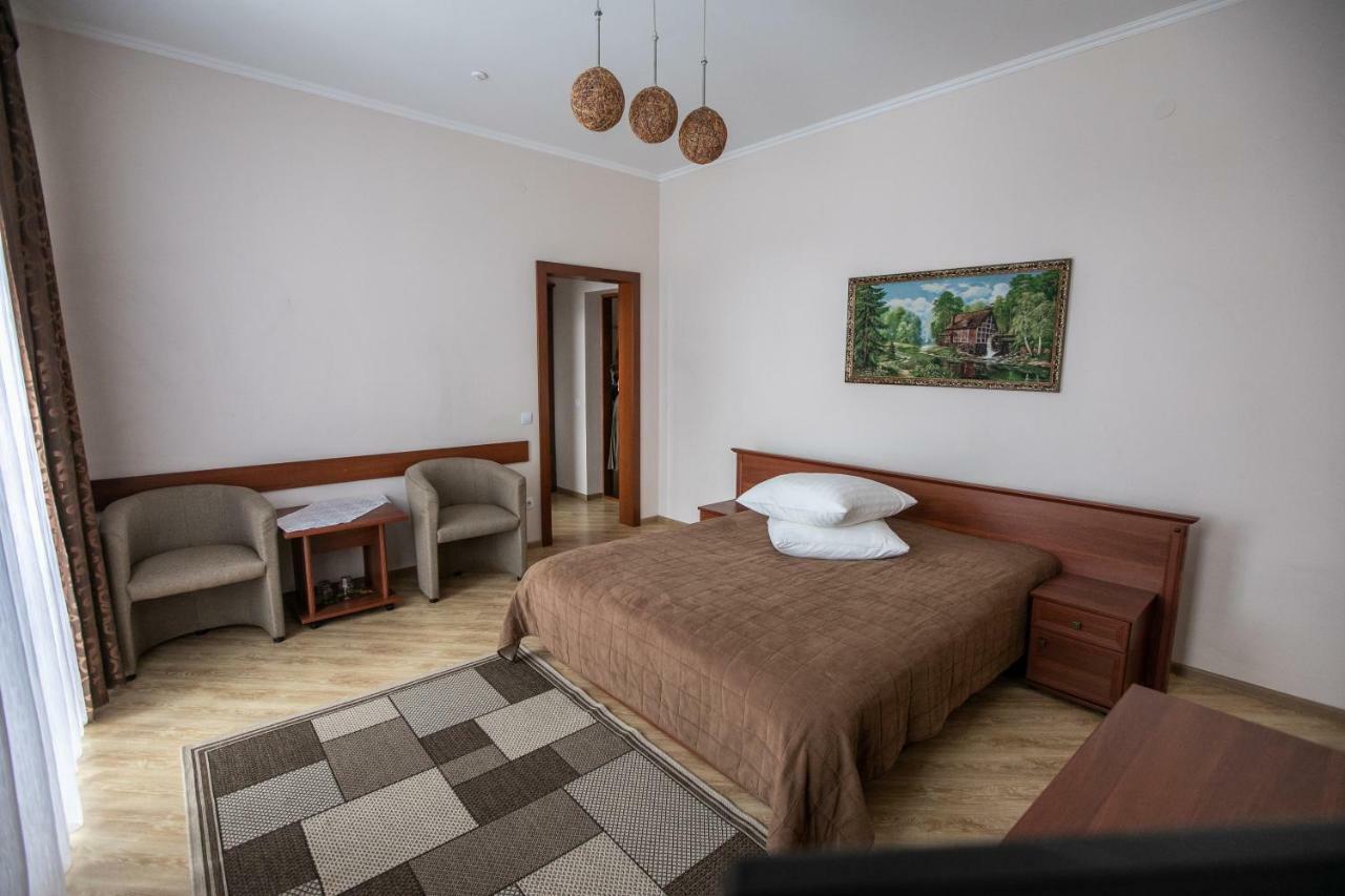 كوست Karpaty Hotel المظهر الخارجي الصورة
